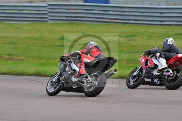 Motorcycle action photographs;Rockingham;Rockingham photographs;event digital images;eventdigitalimages;no limits trackday;peter wileman photography;rockingham corby northamptonshire;trackday;trackday digital images;trackday photos