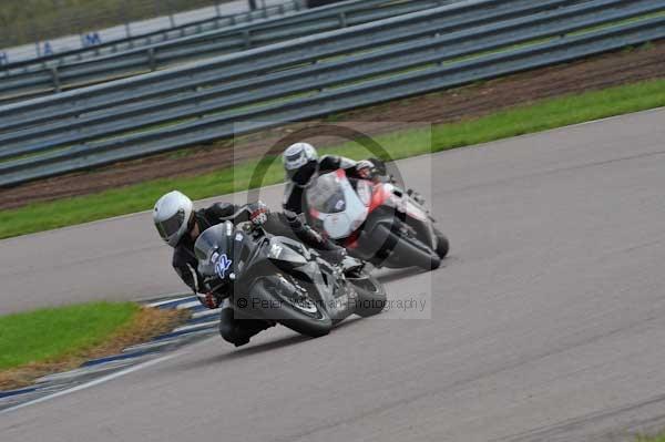 Motorcycle action photographs;Rockingham;Rockingham photographs;event digital images;eventdigitalimages;no limits trackday;peter wileman photography;rockingham corby northamptonshire;trackday;trackday digital images;trackday photos