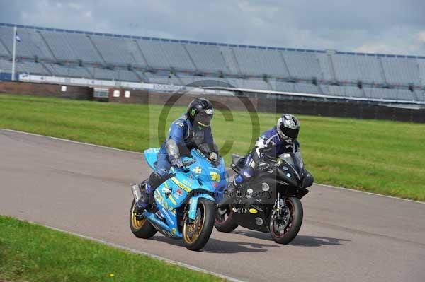 Motorcycle action photographs;Rockingham;Rockingham photographs;event digital images;eventdigitalimages;no limits trackday;peter wileman photography;rockingham corby northamptonshire;trackday;trackday digital images;trackday photos