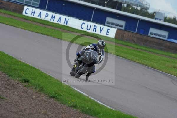 Motorcycle action photographs;Rockingham;Rockingham photographs;event digital images;eventdigitalimages;no limits trackday;peter wileman photography;rockingham corby northamptonshire;trackday;trackday digital images;trackday photos