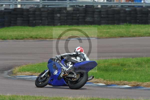 Motorcycle action photographs;Rockingham;Rockingham photographs;event digital images;eventdigitalimages;no limits trackday;peter wileman photography;rockingham corby northamptonshire;trackday;trackday digital images;trackday photos