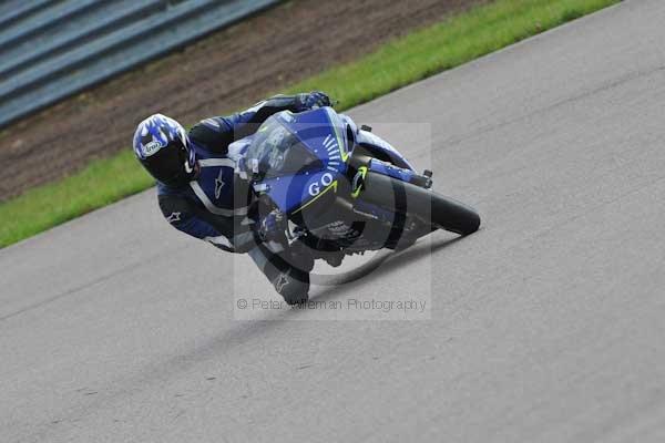 Motorcycle action photographs;Rockingham;Rockingham photographs;event digital images;eventdigitalimages;no limits trackday;peter wileman photography;rockingham corby northamptonshire;trackday;trackday digital images;trackday photos