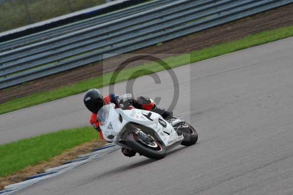 Motorcycle action photographs;Rockingham;Rockingham photographs;event digital images;eventdigitalimages;no limits trackday;peter wileman photography;rockingham corby northamptonshire;trackday;trackday digital images;trackday photos