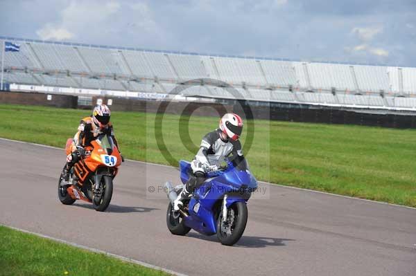 Motorcycle action photographs;Rockingham;Rockingham photographs;event digital images;eventdigitalimages;no limits trackday;peter wileman photography;rockingham corby northamptonshire;trackday;trackday digital images;trackday photos