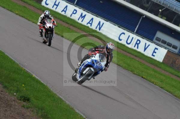 Motorcycle action photographs;Rockingham;Rockingham photographs;event digital images;eventdigitalimages;no limits trackday;peter wileman photography;rockingham corby northamptonshire;trackday;trackday digital images;trackday photos