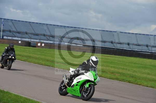 Motorcycle action photographs;Rockingham;Rockingham photographs;event digital images;eventdigitalimages;no limits trackday;peter wileman photography;rockingham corby northamptonshire;trackday;trackday digital images;trackday photos