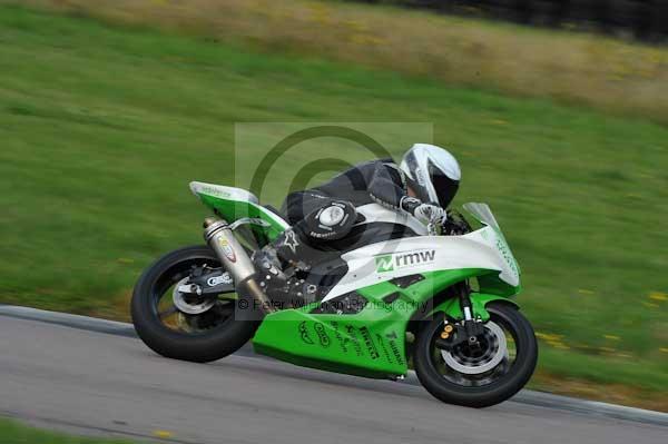 Motorcycle action photographs;Rockingham;Rockingham photographs;event digital images;eventdigitalimages;no limits trackday;peter wileman photography;rockingham corby northamptonshire;trackday;trackday digital images;trackday photos