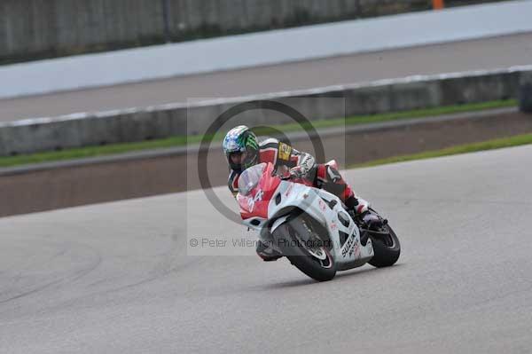 Motorcycle action photographs;Rockingham;Rockingham photographs;event digital images;eventdigitalimages;no limits trackday;peter wileman photography;rockingham corby northamptonshire;trackday;trackday digital images;trackday photos