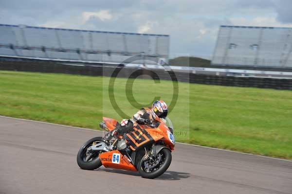 Motorcycle action photographs;Rockingham;Rockingham photographs;event digital images;eventdigitalimages;no limits trackday;peter wileman photography;rockingham corby northamptonshire;trackday;trackday digital images;trackday photos