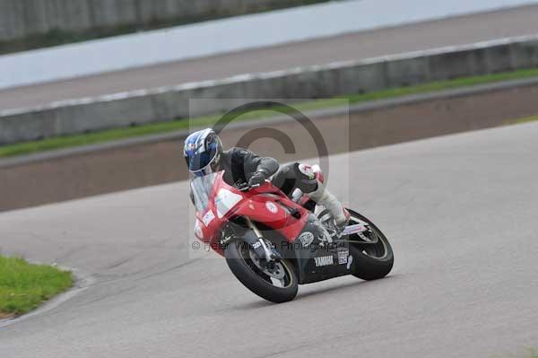 Motorcycle action photographs;Rockingham;Rockingham photographs;event digital images;eventdigitalimages;no limits trackday;peter wileman photography;rockingham corby northamptonshire;trackday;trackday digital images;trackday photos