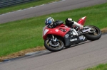 Motorcycle-action-photographs;Rockingham;Rockingham-photographs;event-digital-images;eventdigitalimages;no-limits-trackday;peter-wileman-photography;rockingham-corby-northamptonshire;trackday;trackday-digital-images;trackday-photos