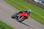 Motorcycle-action-photographs;Rockingham;Rockingham-photographs;event-digital-images;eventdigitalimages;no-limits-trackday;peter-wileman-photography;rockingham-corby-northamptonshire;trackday;trackday-digital-images;trackday-photos