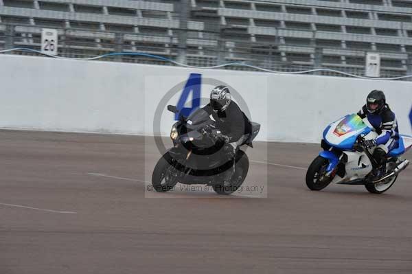 Motorcycle action photographs;Rockingham;Rockingham photographs;event digital images;eventdigitalimages;no limits trackday;peter wileman photography;rockingham corby northamptonshire;trackday;trackday digital images;trackday photos