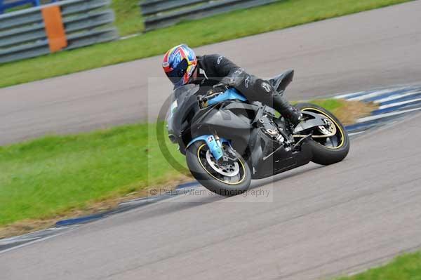 Motorcycle action photographs;Rockingham;Rockingham photographs;event digital images;eventdigitalimages;no limits trackday;peter wileman photography;rockingham corby northamptonshire;trackday;trackday digital images;trackday photos