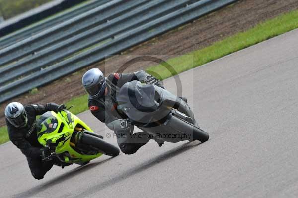 Motorcycle action photographs;Rockingham;Rockingham photographs;event digital images;eventdigitalimages;no limits trackday;peter wileman photography;rockingham corby northamptonshire;trackday;trackday digital images;trackday photos