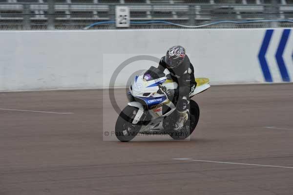 Motorcycle action photographs;Rockingham;Rockingham photographs;event digital images;eventdigitalimages;no limits trackday;peter wileman photography;rockingham corby northamptonshire;trackday;trackday digital images;trackday photos