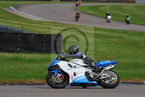 Motorcycle action photographs;Rockingham;Rockingham photographs;event digital images;eventdigitalimages;no limits trackday;peter wileman photography;rockingham corby northamptonshire;trackday;trackday digital images;trackday photos