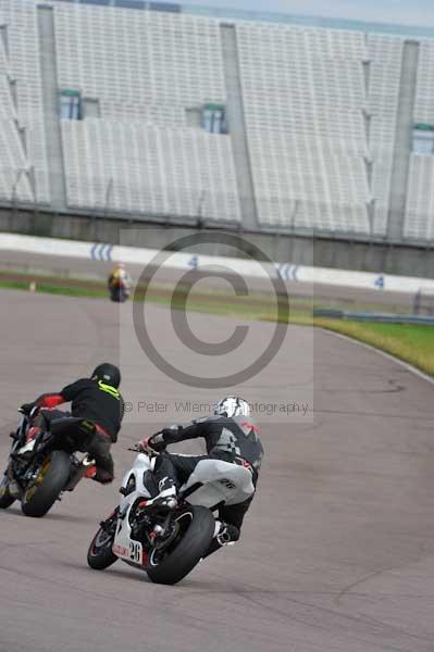 Motorcycle action photographs;Rockingham;Rockingham photographs;event digital images;eventdigitalimages;no limits trackday;peter wileman photography;rockingham corby northamptonshire;trackday;trackday digital images;trackday photos