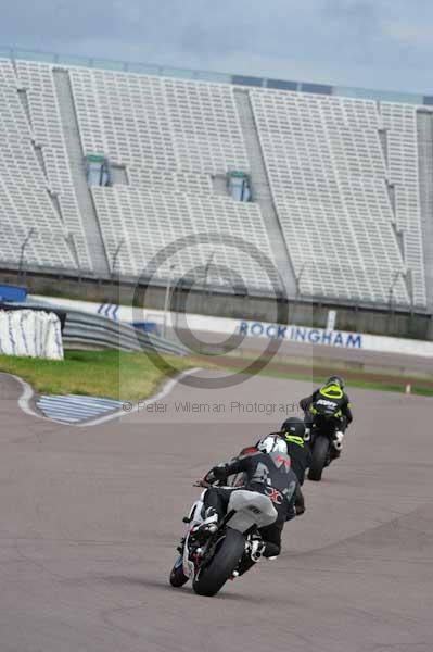 Motorcycle action photographs;Rockingham;Rockingham photographs;event digital images;eventdigitalimages;no limits trackday;peter wileman photography;rockingham corby northamptonshire;trackday;trackday digital images;trackday photos