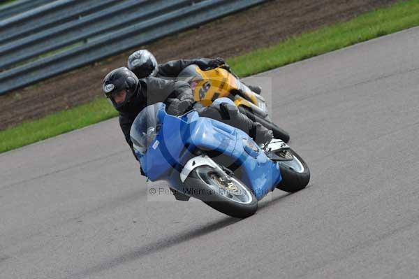 Motorcycle action photographs;Rockingham;Rockingham photographs;event digital images;eventdigitalimages;no limits trackday;peter wileman photography;rockingham corby northamptonshire;trackday;trackday digital images;trackday photos