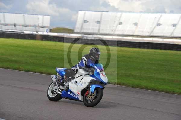 Motorcycle action photographs;Rockingham;Rockingham photographs;event digital images;eventdigitalimages;no limits trackday;peter wileman photography;rockingham corby northamptonshire;trackday;trackday digital images;trackday photos