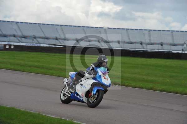 Motorcycle action photographs;Rockingham;Rockingham photographs;event digital images;eventdigitalimages;no limits trackday;peter wileman photography;rockingham corby northamptonshire;trackday;trackday digital images;trackday photos