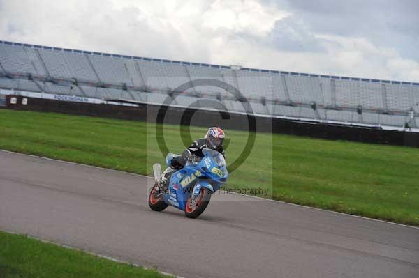 Motorcycle action photographs;Rockingham;Rockingham photographs;event digital images;eventdigitalimages;no limits trackday;peter wileman photography;rockingham corby northamptonshire;trackday;trackday digital images;trackday photos