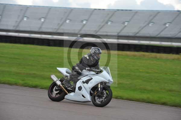 Motorcycle action photographs;Rockingham;Rockingham photographs;event digital images;eventdigitalimages;no limits trackday;peter wileman photography;rockingham corby northamptonshire;trackday;trackday digital images;trackday photos