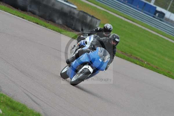 Motorcycle action photographs;Rockingham;Rockingham photographs;event digital images;eventdigitalimages;no limits trackday;peter wileman photography;rockingham corby northamptonshire;trackday;trackday digital images;trackday photos