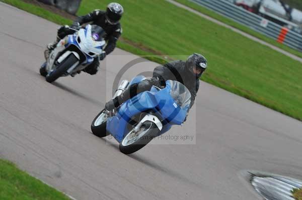 Motorcycle action photographs;Rockingham;Rockingham photographs;event digital images;eventdigitalimages;no limits trackday;peter wileman photography;rockingham corby northamptonshire;trackday;trackday digital images;trackday photos