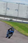 Motorcycle-action-photographs;Rockingham;Rockingham-photographs;event-digital-images;eventdigitalimages;no-limits-trackday;peter-wileman-photography;rockingham-corby-northamptonshire;trackday;trackday-digital-images;trackday-photos