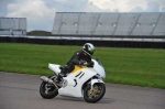 Motorcycle-action-photographs;Rockingham;Rockingham-photographs;event-digital-images;eventdigitalimages;no-limits-trackday;peter-wileman-photography;rockingham-corby-northamptonshire;trackday;trackday-digital-images;trackday-photos