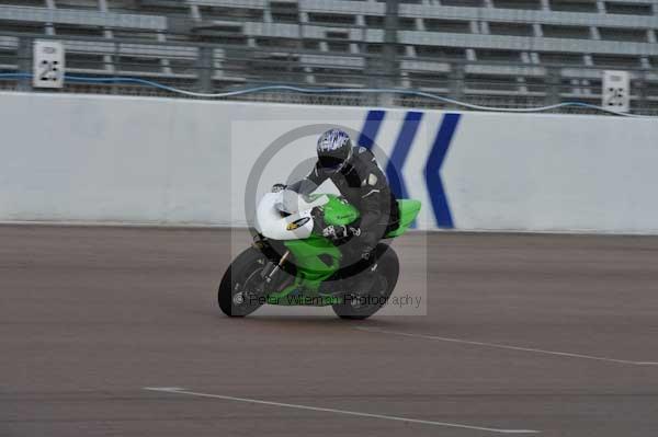 Motorcycle action photographs;Rockingham;Rockingham photographs;event digital images;eventdigitalimages;no limits trackday;peter wileman photography;rockingham corby northamptonshire;trackday;trackday digital images;trackday photos