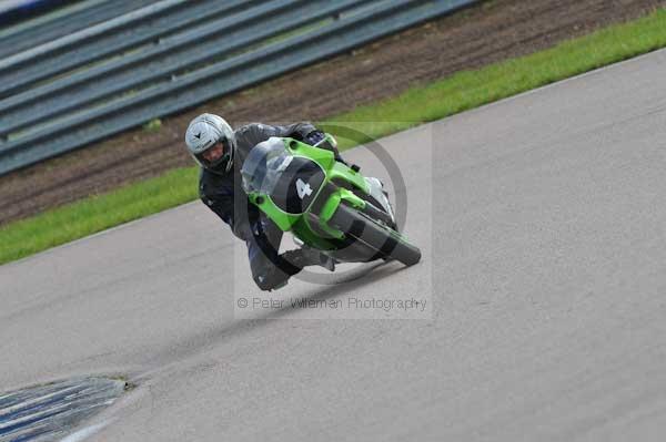 Motorcycle action photographs;Rockingham;Rockingham photographs;event digital images;eventdigitalimages;no limits trackday;peter wileman photography;rockingham corby northamptonshire;trackday;trackday digital images;trackday photos