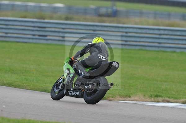 Motorcycle action photographs;Rockingham;Rockingham photographs;event digital images;eventdigitalimages;no limits trackday;peter wileman photography;rockingham corby northamptonshire;trackday;trackday digital images;trackday photos