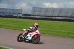 Motorcycle-action-photographs;Rockingham;Rockingham-photographs;event-digital-images;eventdigitalimages;no-limits-trackday;peter-wileman-photography;rockingham-corby-northamptonshire;trackday;trackday-digital-images;trackday-photos