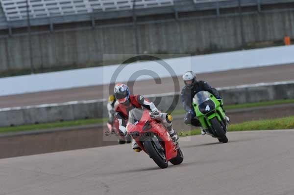 Motorcycle action photographs;Rockingham;Rockingham photographs;event digital images;eventdigitalimages;no limits trackday;peter wileman photography;rockingham corby northamptonshire;trackday;trackday digital images;trackday photos