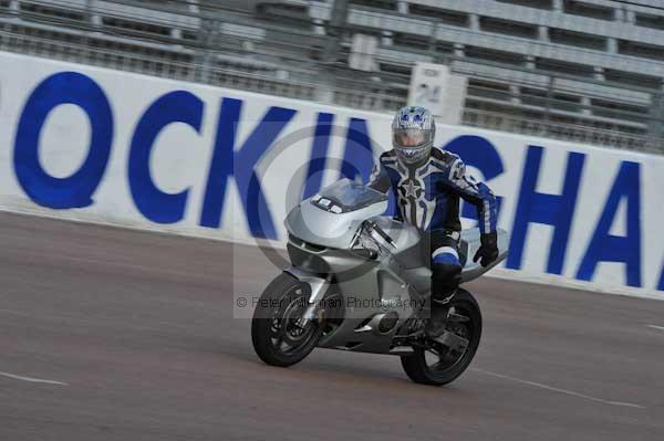 Motorcycle action photographs;Rockingham;Rockingham photographs;event digital images;eventdigitalimages;no limits trackday;peter wileman photography;rockingham corby northamptonshire;trackday;trackday digital images;trackday photos