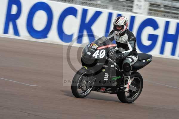 Motorcycle action photographs;Rockingham;Rockingham photographs;event digital images;eventdigitalimages;no limits trackday;peter wileman photography;rockingham corby northamptonshire;trackday;trackday digital images;trackday photos