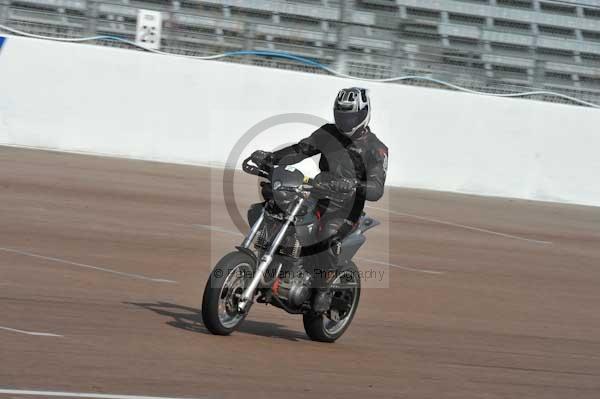 Motorcycle action photographs;Rockingham;Rockingham photographs;event digital images;eventdigitalimages;no limits trackday;peter wileman photography;rockingham corby northamptonshire;trackday;trackday digital images;trackday photos