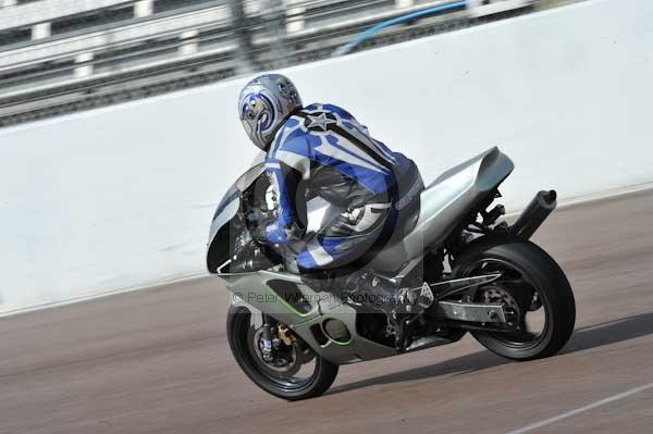 Motorcycle action photographs;Rockingham;Rockingham photographs;event digital images;eventdigitalimages;no limits trackday;peter wileman photography;rockingham corby northamptonshire;trackday;trackday digital images;trackday photos