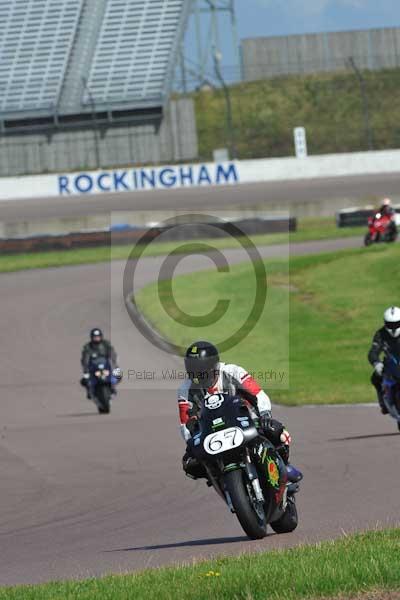 Motorcycle action photographs;Rockingham;Rockingham photographs;event digital images;eventdigitalimages;no limits trackday;peter wileman photography;rockingham corby northamptonshire;trackday;trackday digital images;trackday photos