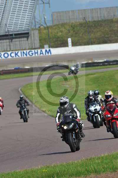 Motorcycle action photographs;Rockingham;Rockingham photographs;event digital images;eventdigitalimages;no limits trackday;peter wileman photography;rockingham corby northamptonshire;trackday;trackday digital images;trackday photos