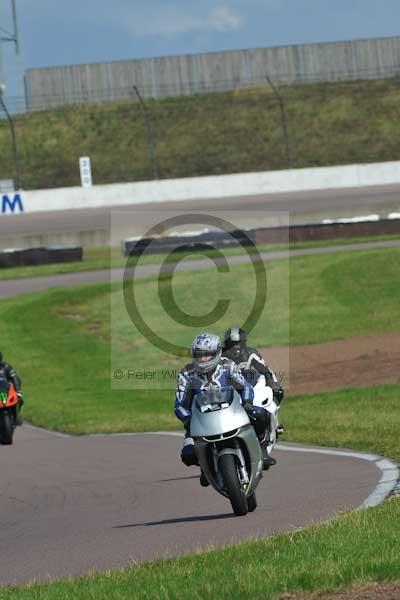 Motorcycle action photographs;Rockingham;Rockingham photographs;event digital images;eventdigitalimages;no limits trackday;peter wileman photography;rockingham corby northamptonshire;trackday;trackday digital images;trackday photos