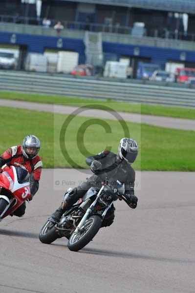 Motorcycle action photographs;Rockingham;Rockingham photographs;event digital images;eventdigitalimages;no limits trackday;peter wileman photography;rockingham corby northamptonshire;trackday;trackday digital images;trackday photos