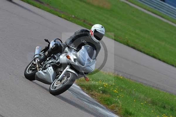 Motorcycle action photographs;Rockingham;Rockingham photographs;event digital images;eventdigitalimages;no limits trackday;peter wileman photography;rockingham corby northamptonshire;trackday;trackday digital images;trackday photos