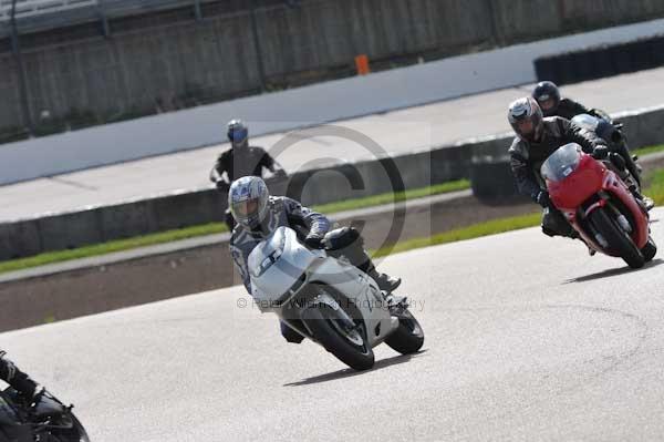 Motorcycle action photographs;Rockingham;Rockingham photographs;event digital images;eventdigitalimages;no limits trackday;peter wileman photography;rockingham corby northamptonshire;trackday;trackday digital images;trackday photos