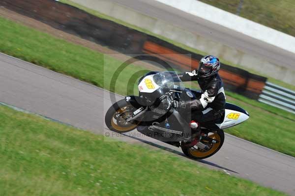 Motorcycle action photographs;Rockingham;Rockingham photographs;event digital images;eventdigitalimages;no limits trackday;peter wileman photography;rockingham corby northamptonshire;trackday;trackday digital images;trackday photos