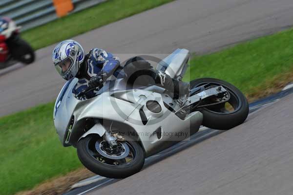 Motorcycle action photographs;Rockingham;Rockingham photographs;event digital images;eventdigitalimages;no limits trackday;peter wileman photography;rockingham corby northamptonshire;trackday;trackday digital images;trackday photos