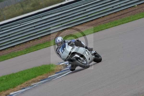 Motorcycle action photographs;Rockingham;Rockingham photographs;event digital images;eventdigitalimages;no limits trackday;peter wileman photography;rockingham corby northamptonshire;trackday;trackday digital images;trackday photos